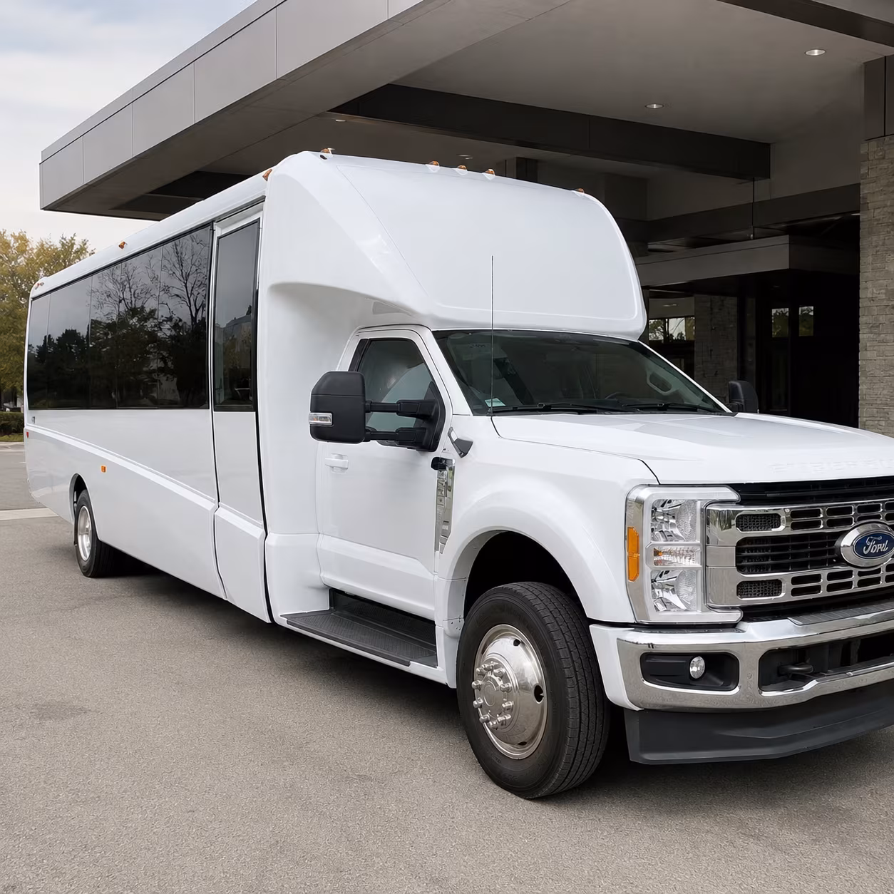 employee shuttle buses for pearland commuters and corporate campuses