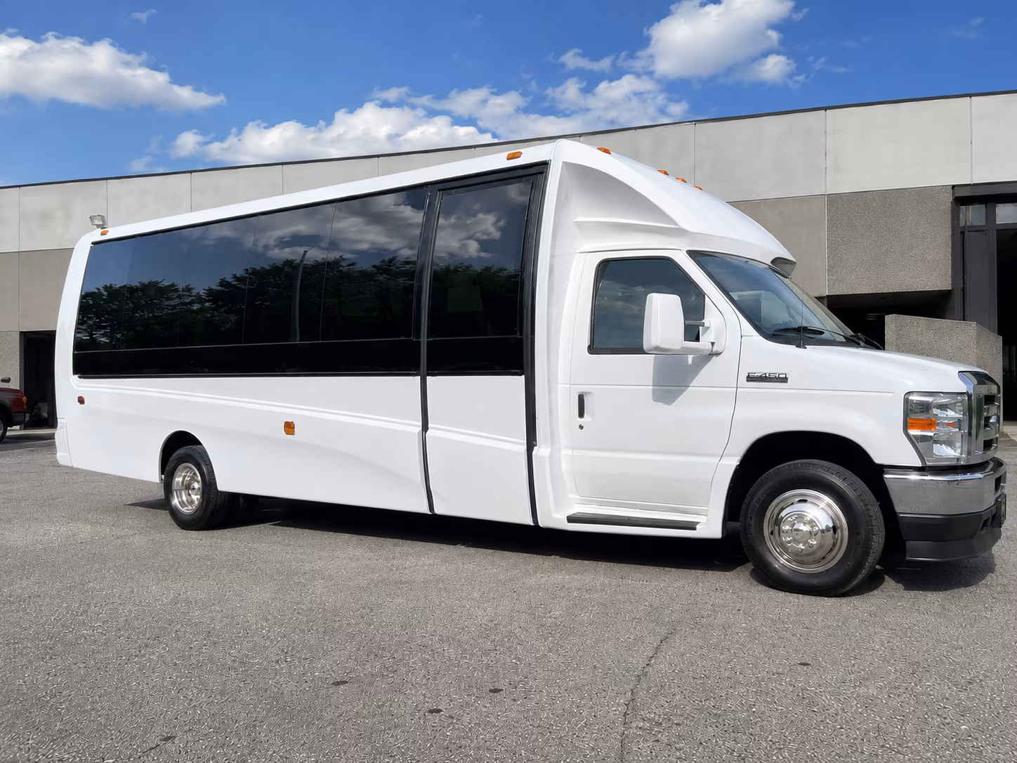 music festival bus rentals for pearland groups heading to houston events
