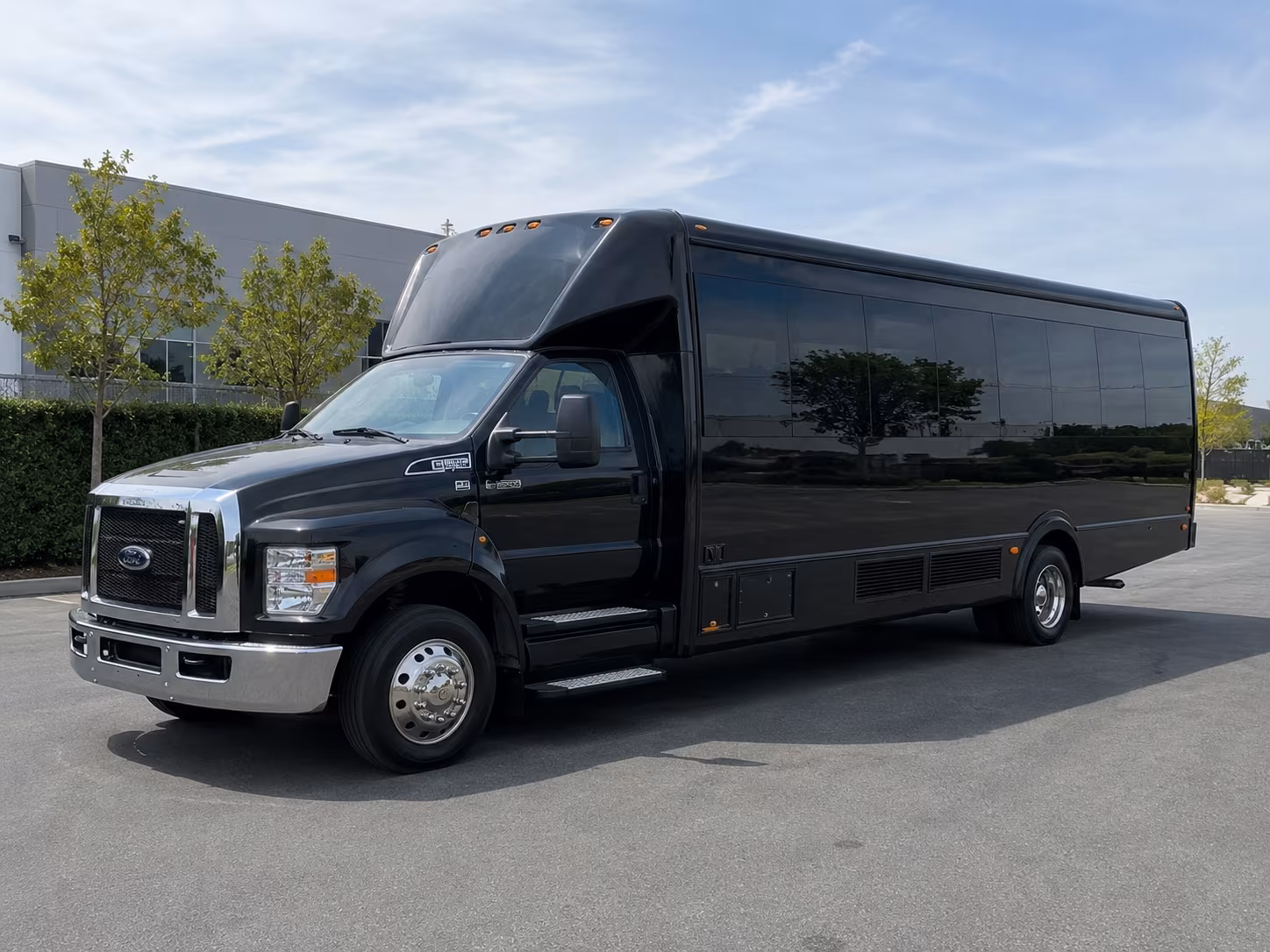 party buses and charter buses to rockets games at toyota center