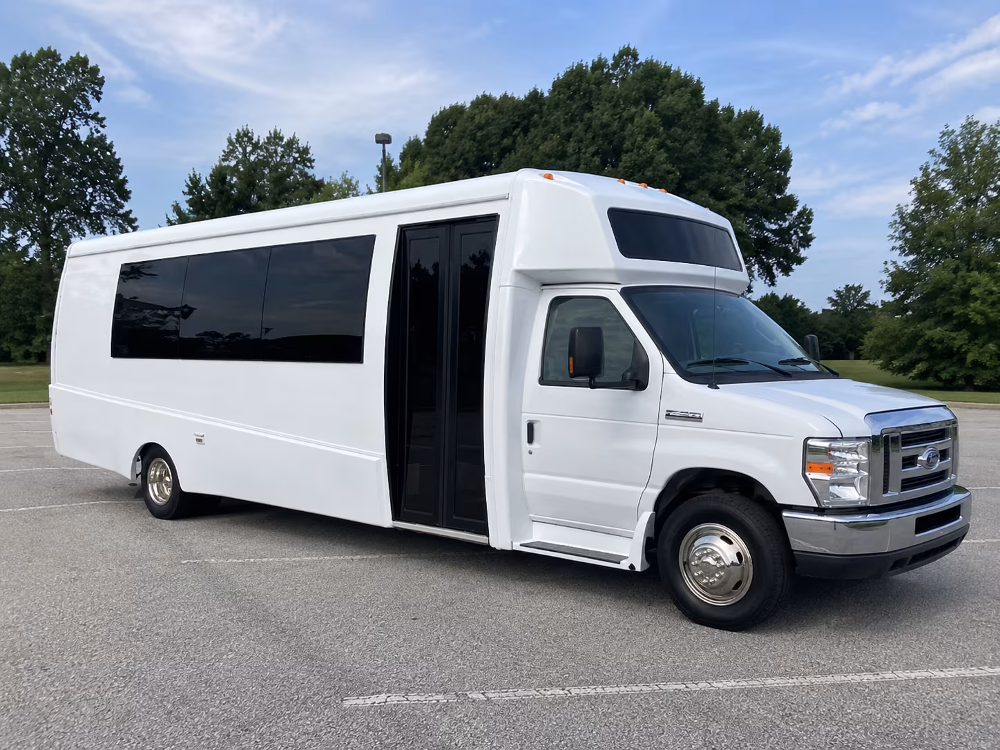 pearland 18 passenger party bus