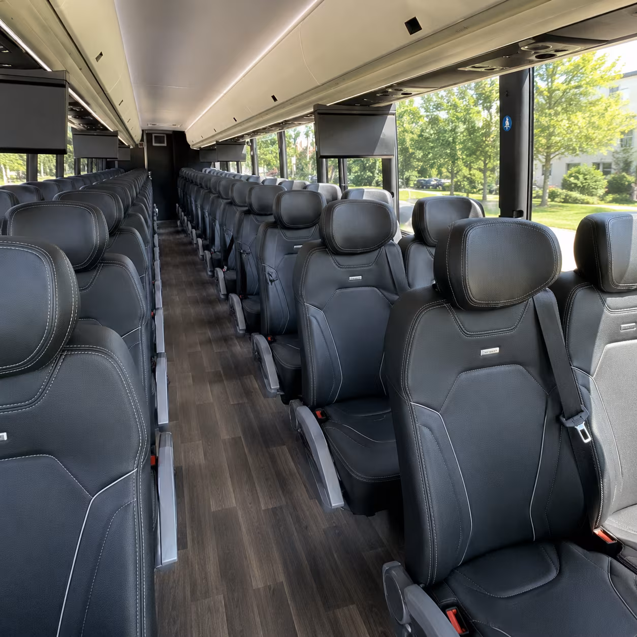 pearland charter buses for long distance trips to san antonio and austin