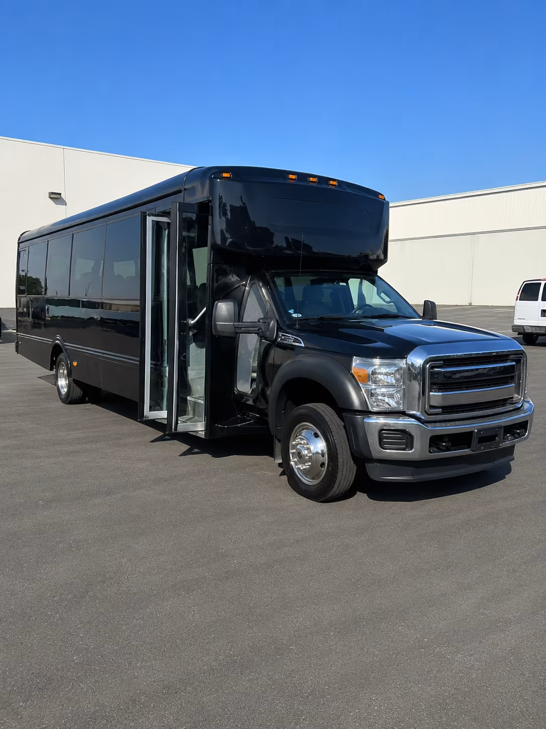 pearland night out party bus rental